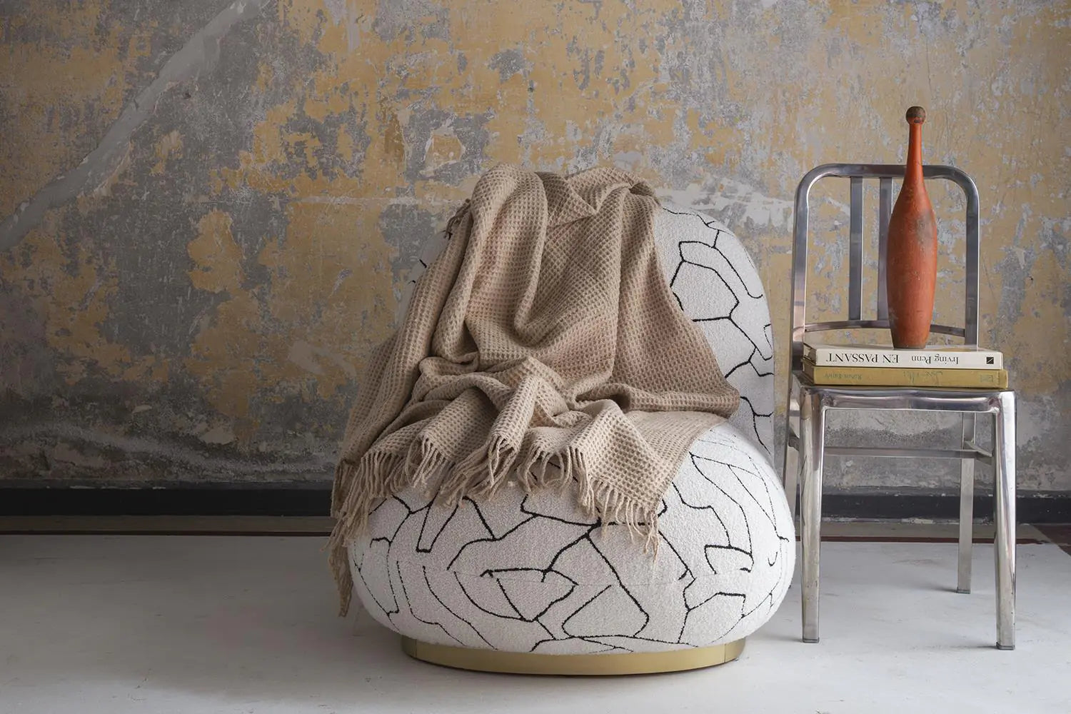 Luxe All-Season Waffle TV Blanket - Beige NovaNest Co.