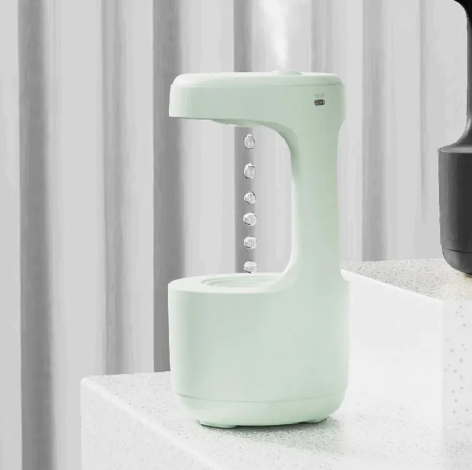Zero-Gravity Aroma Mist Clock Nest & Nova